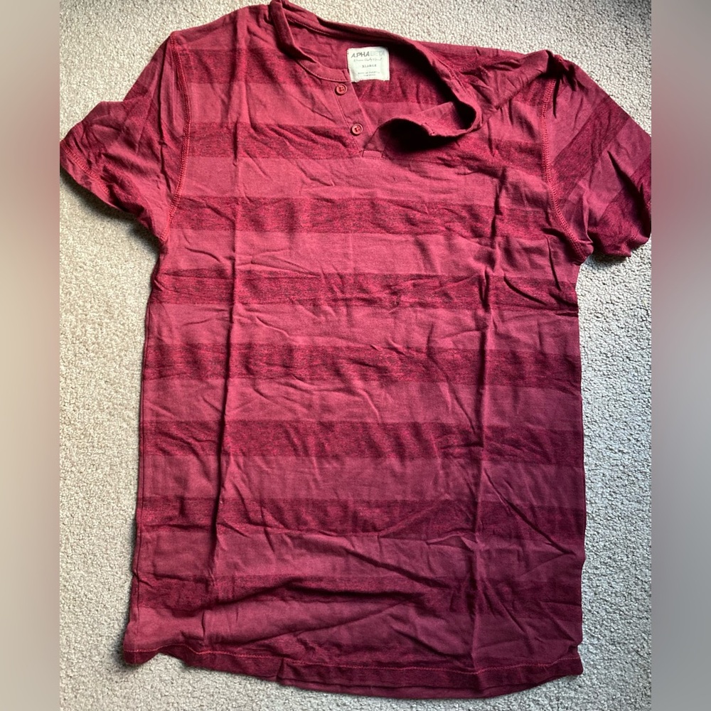 ♥️💙Classic Maroon Striped Henley Polo